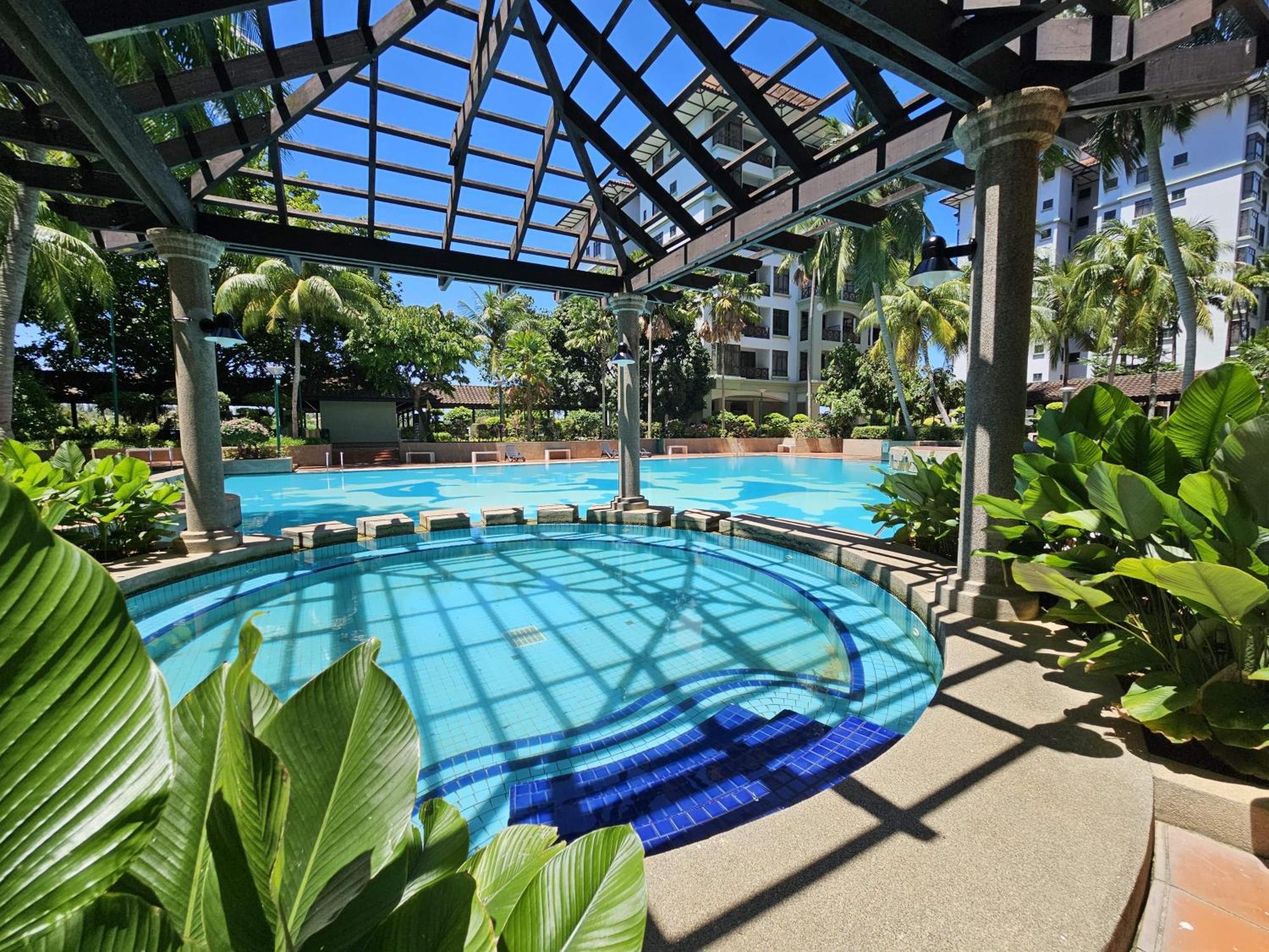 Good2Stay Apartment 6-8Pax L 3R2B L 2 Parking L Coway Water L Unifi I Swimming Pool Malacca Eksteriør bilde
